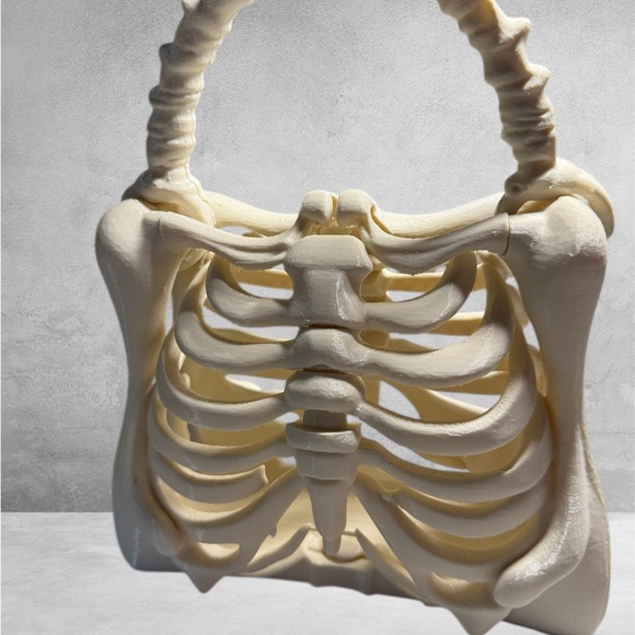 Skeleton Ribcage Handbag - Picture 3 of 5